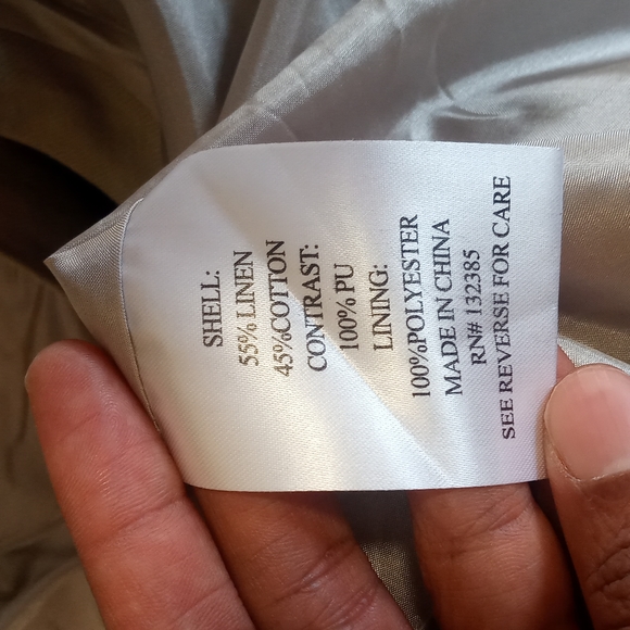 Love Token Zippered Vest - Picture 6 of 7